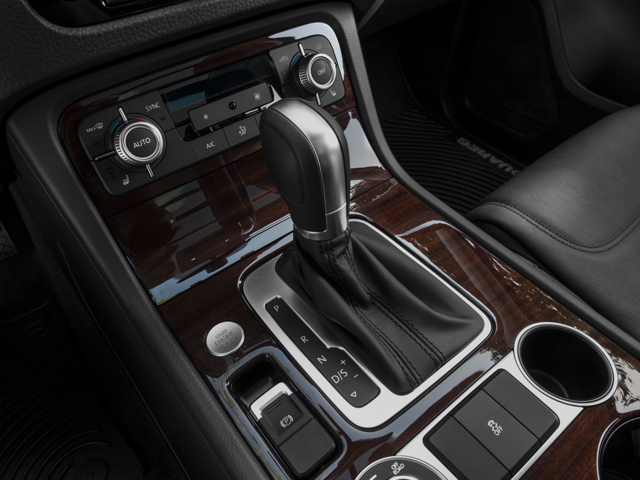 2016 Volkswagen Touareg Lux