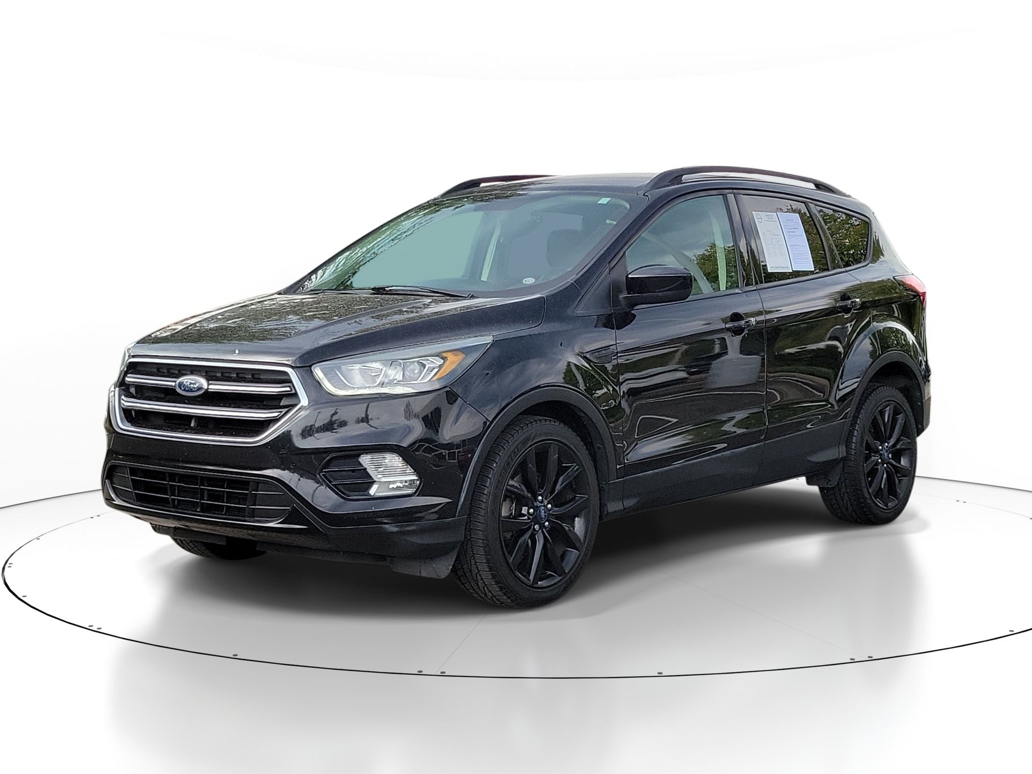 Used 2019 Ford Escape SE with VIN 1FMCU0GD3KUA32832 for sale in Canton, MI