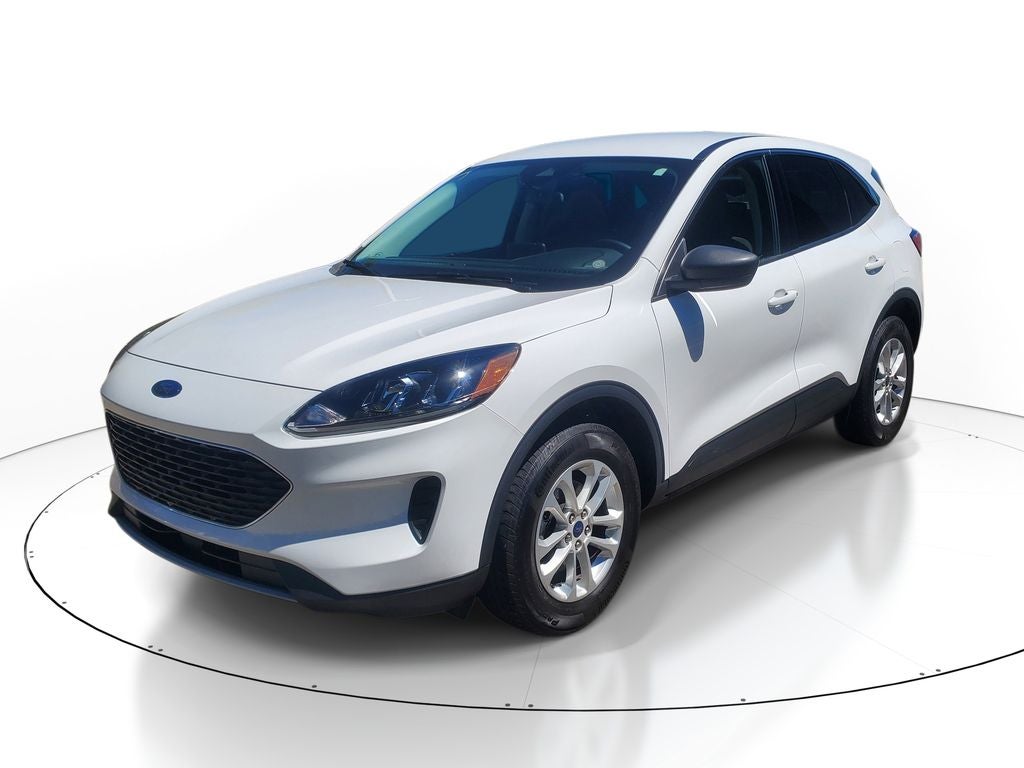 Used 2022 Ford Escape SE with VIN 1FMCU9G66NUB85411 for sale in Canton, MI