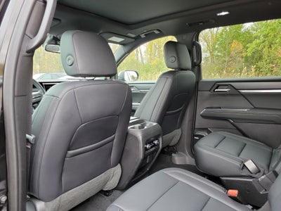 2024 GMC Acadia AWD Elevation