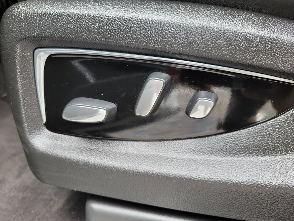 2020 Cadillac Escalade ESV Luxury