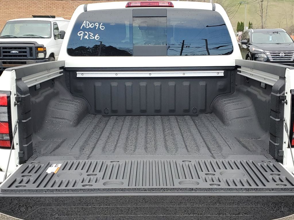 2026 Nissan Frontier PRO-4X w/R Package