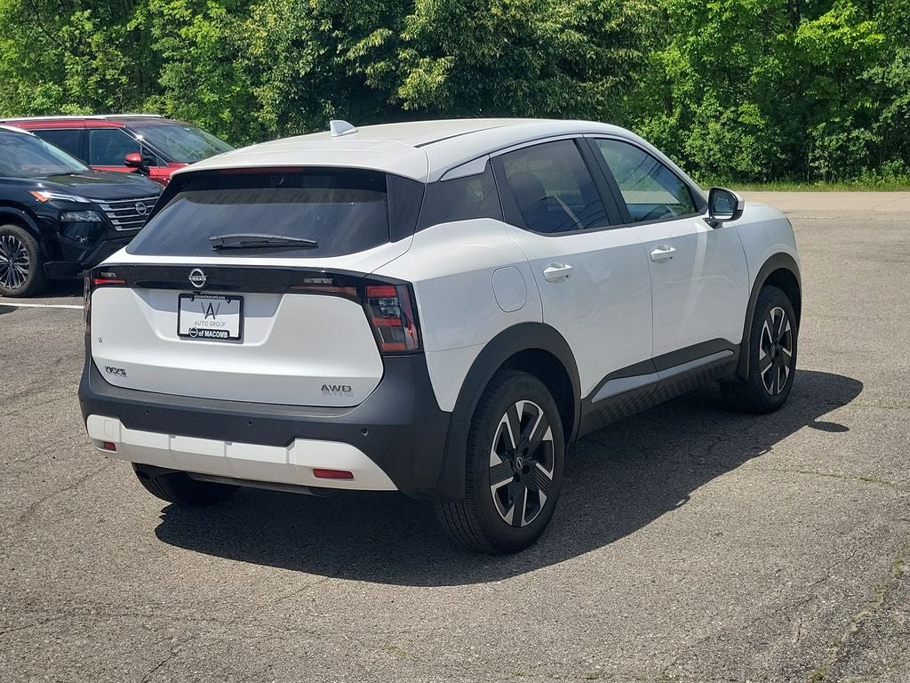 2025 Nissan Kicks SV