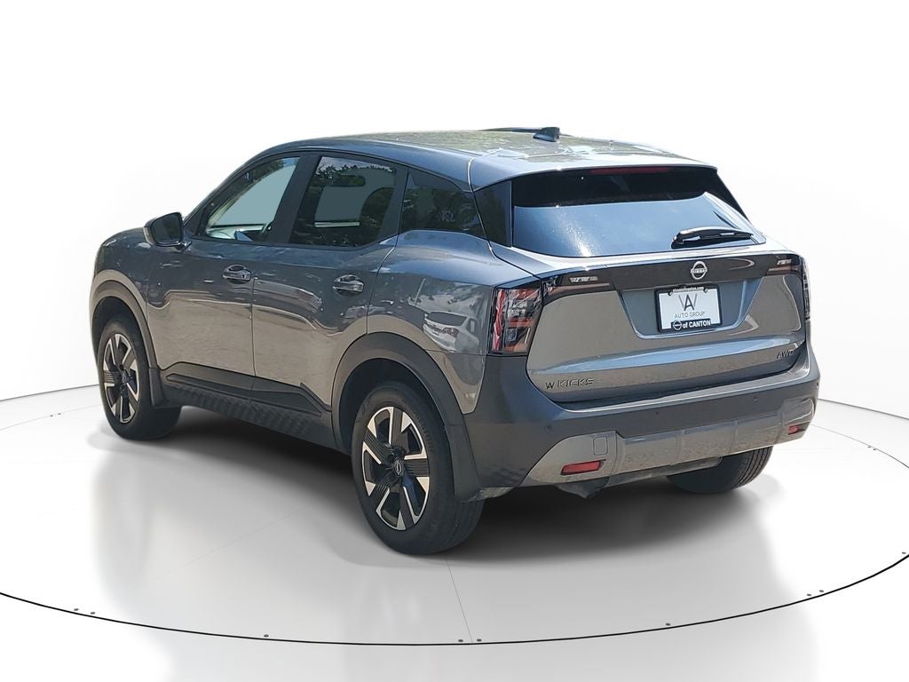 2025 Nissan Kicks SV