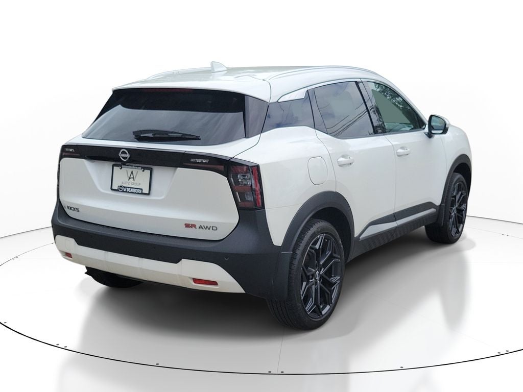 2025 Nissan Kicks SR