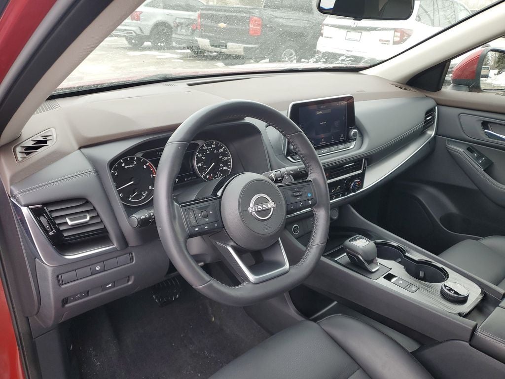 2022 Nissan Rogue SV