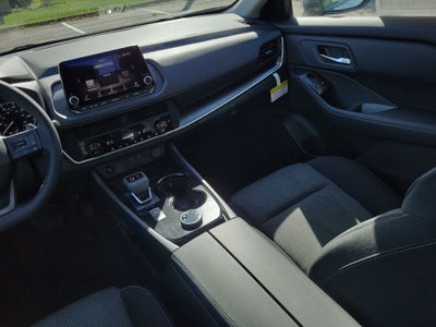 2027 Nissan Rogue SV
