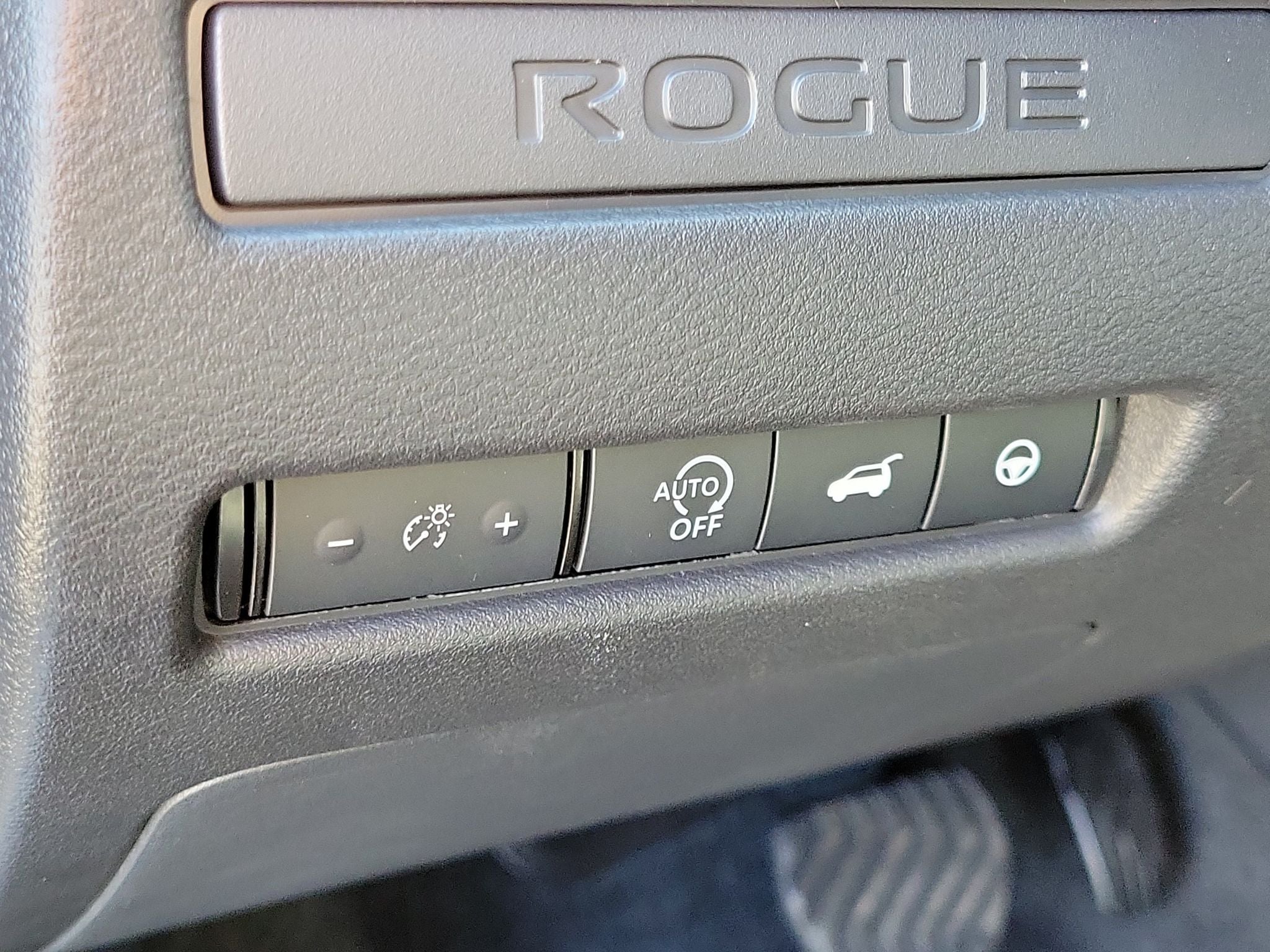 2027 Nissan Rogue Dark Armor