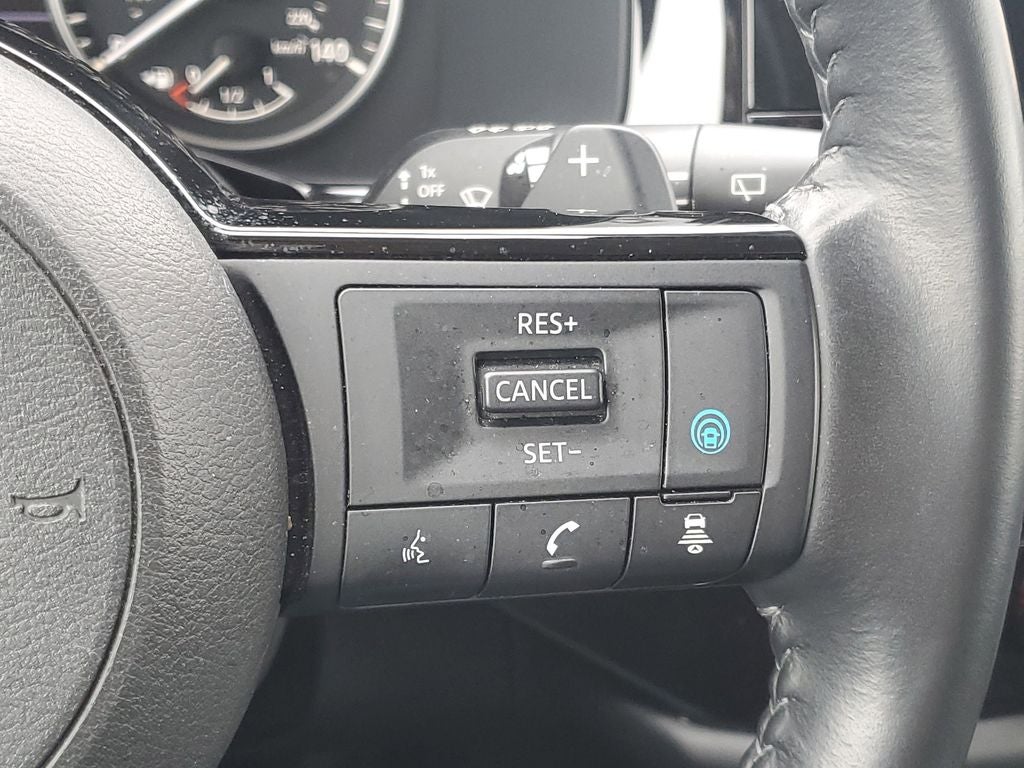 2023 Nissan Pathfinder SV