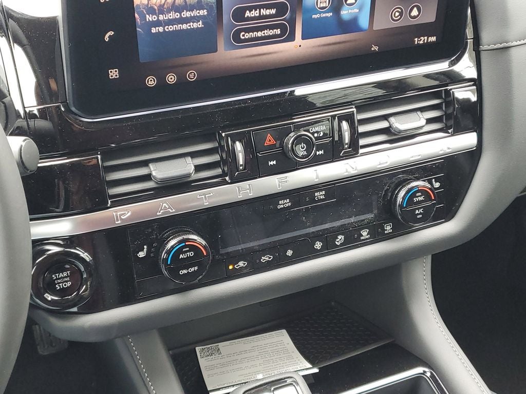 2026 Nissan Pathfinder SV