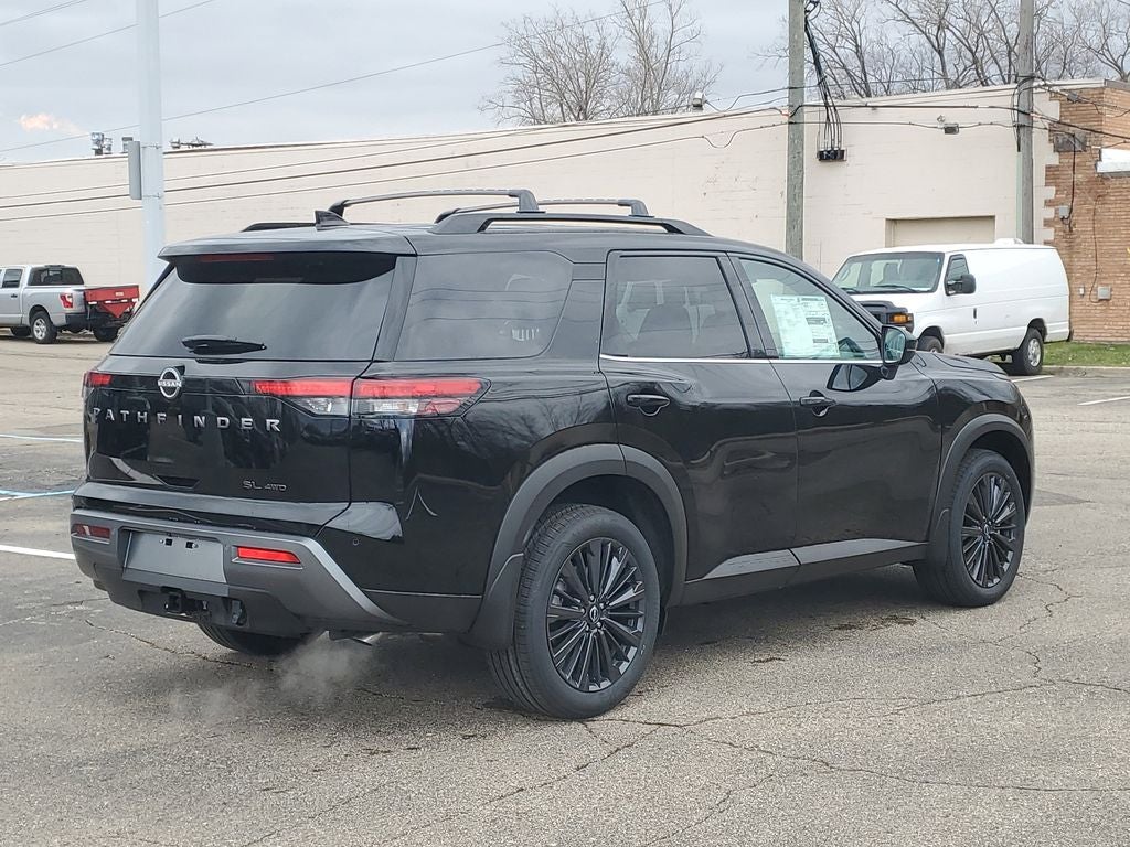 2026 Nissan Pathfinder SL