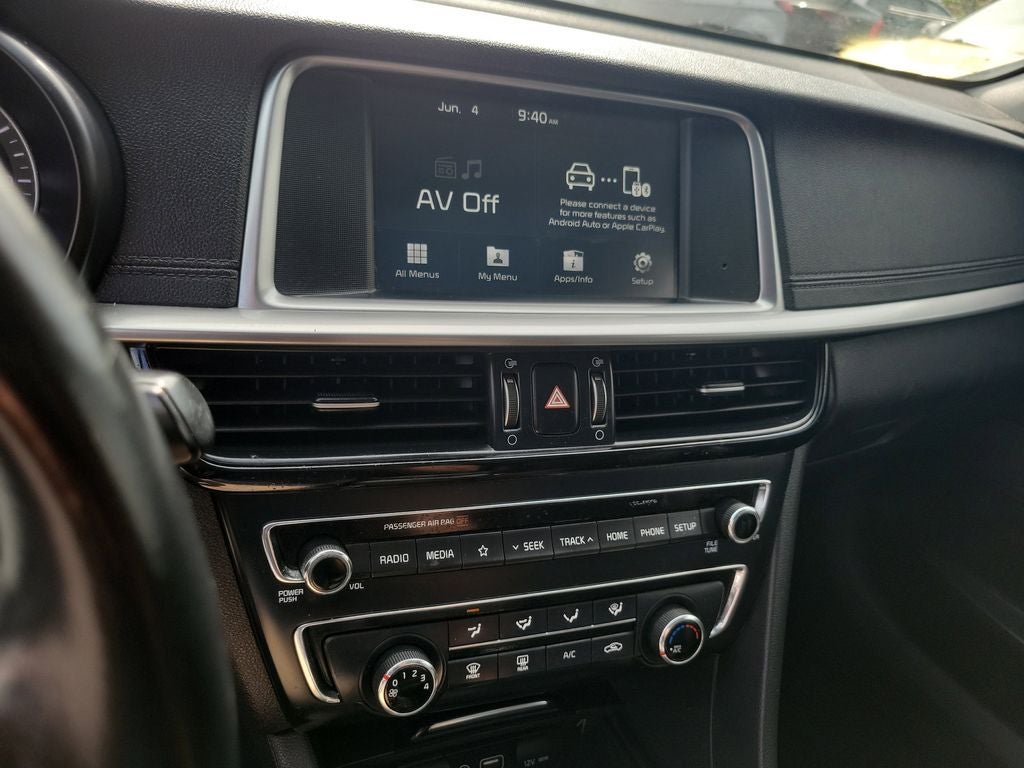 2020 Kia Optima SE