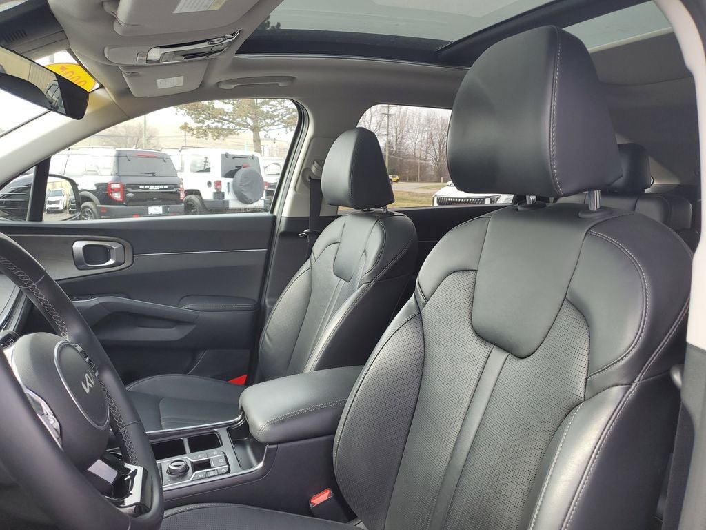 2025 Kia Sorento X-Line EX