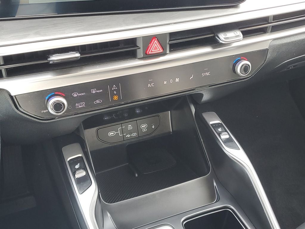 2025 Kia Sorento X-Line EX