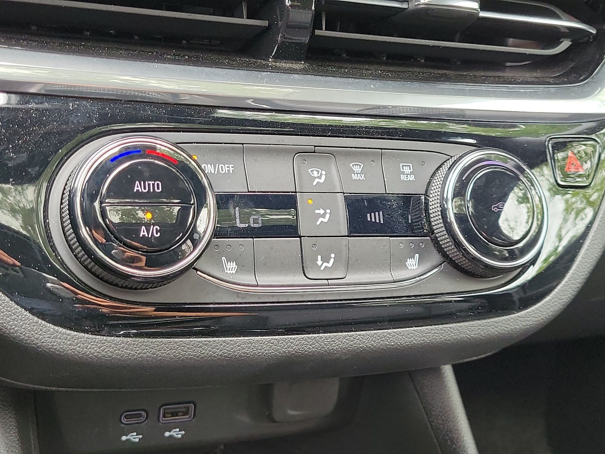 2024 Buick Envista Sport Touring
