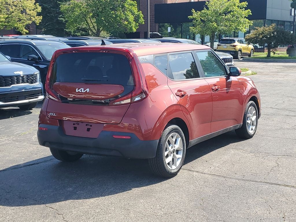 2022 Kia Soul LX