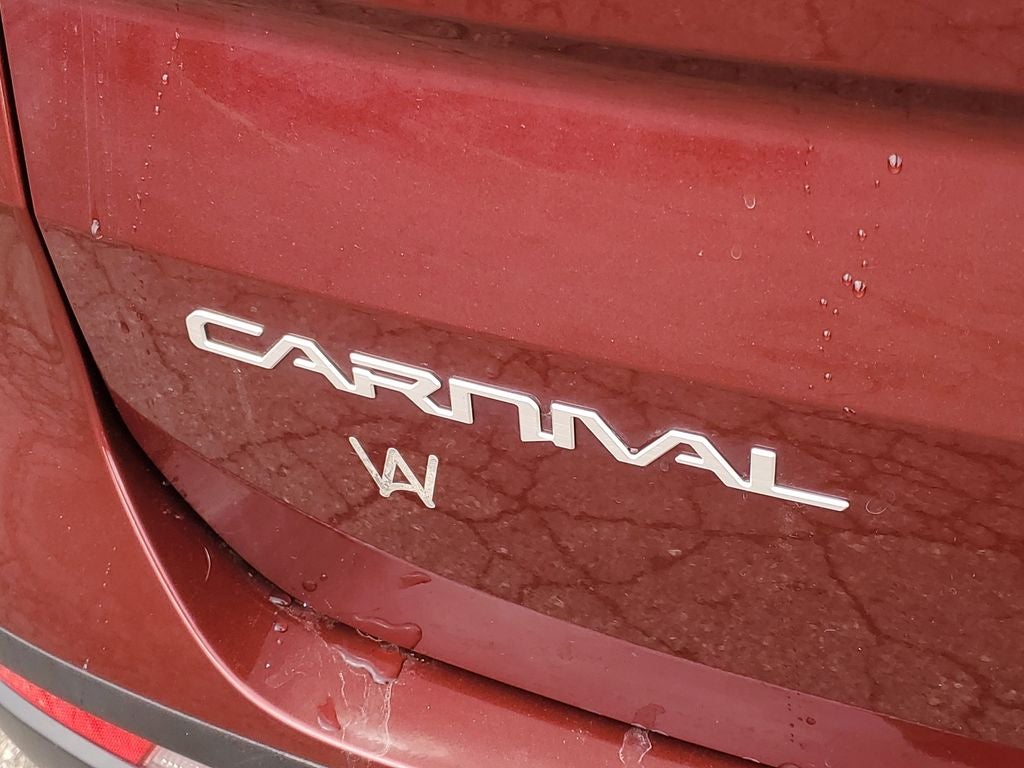 2024 Kia Carnival LX