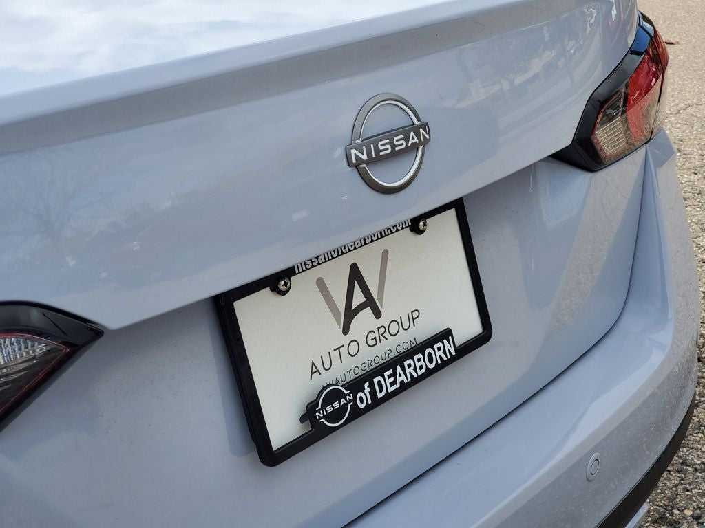 2025 Nissan Versa SV