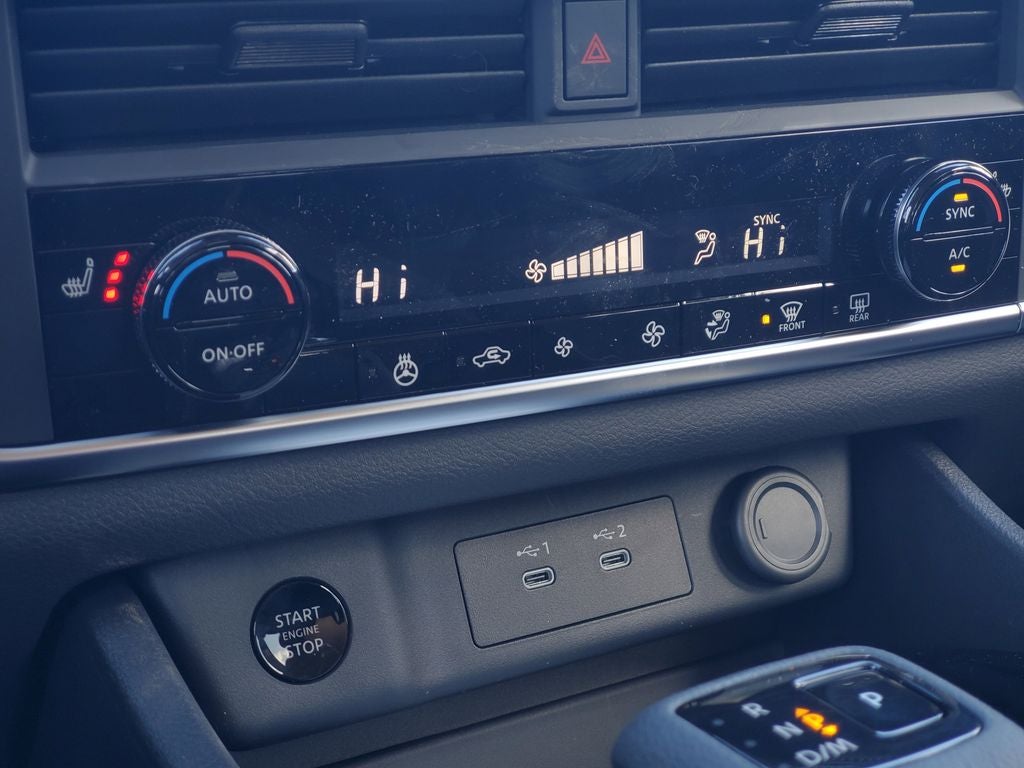 2026 Nissan Rogue SV