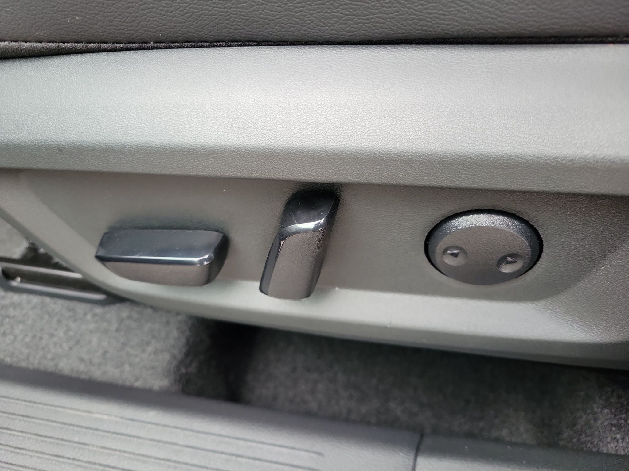 2027 Nissan Rogue Rock Creek
