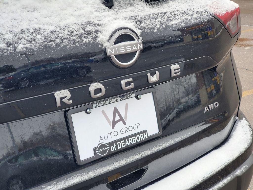 2026 Nissan Rogue SV