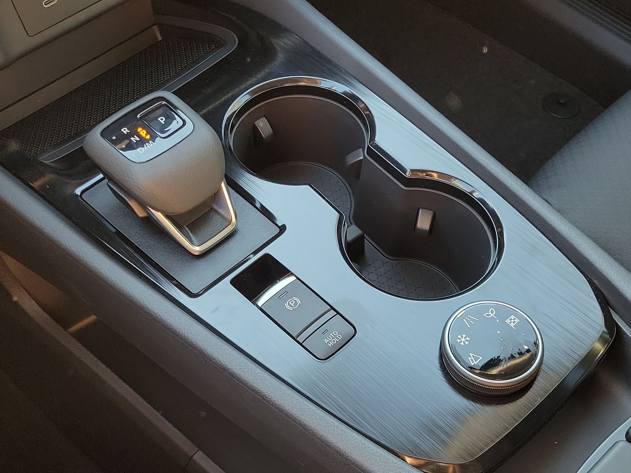 2027 Nissan Rogue Dark Armor