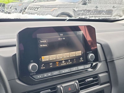 2025 Nissan Pathfinder S