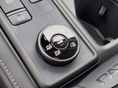 2025 Nissan Pathfinder S