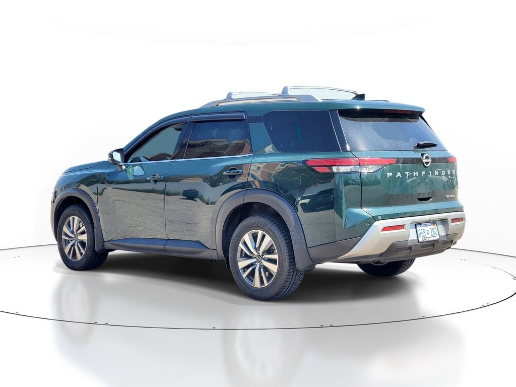 2023 Nissan Pathfinder SL