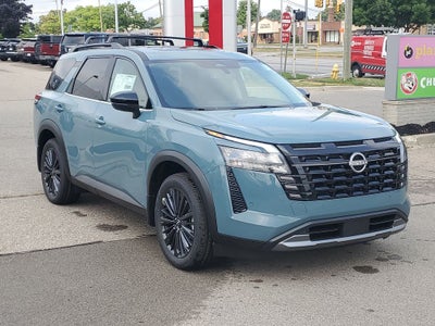 2026 Nissan Pathfinder SL