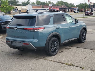 2026 Nissan Pathfinder SL
