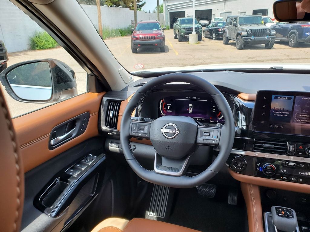 2026 Nissan Pathfinder Platinum