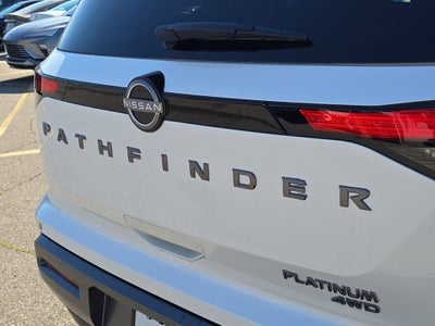 2026 Nissan Pathfinder Platinum