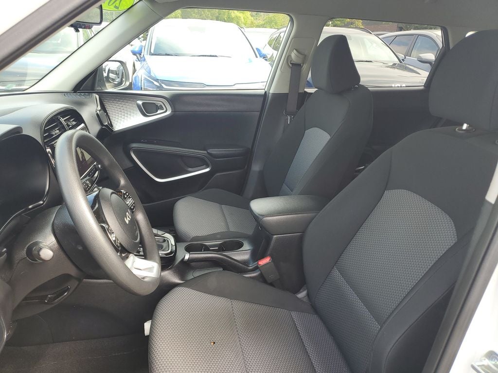2024 Kia Soul S
