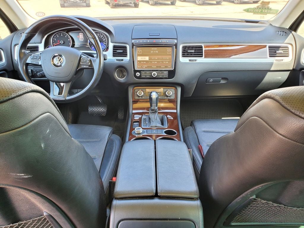 2016 Volkswagen Touareg Lux