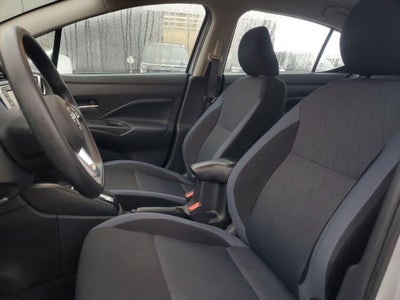 2023 Nissan Versa SV