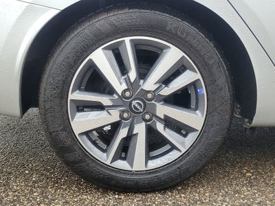 2023 Nissan Versa SV