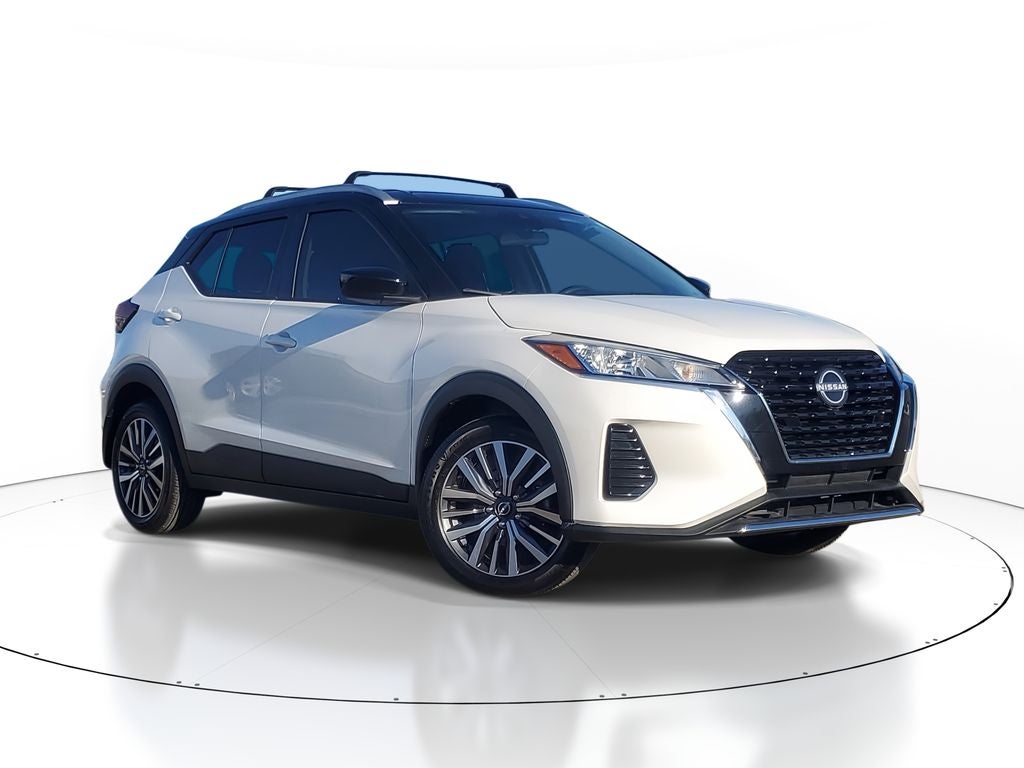 2022 Nissan Kicks SV