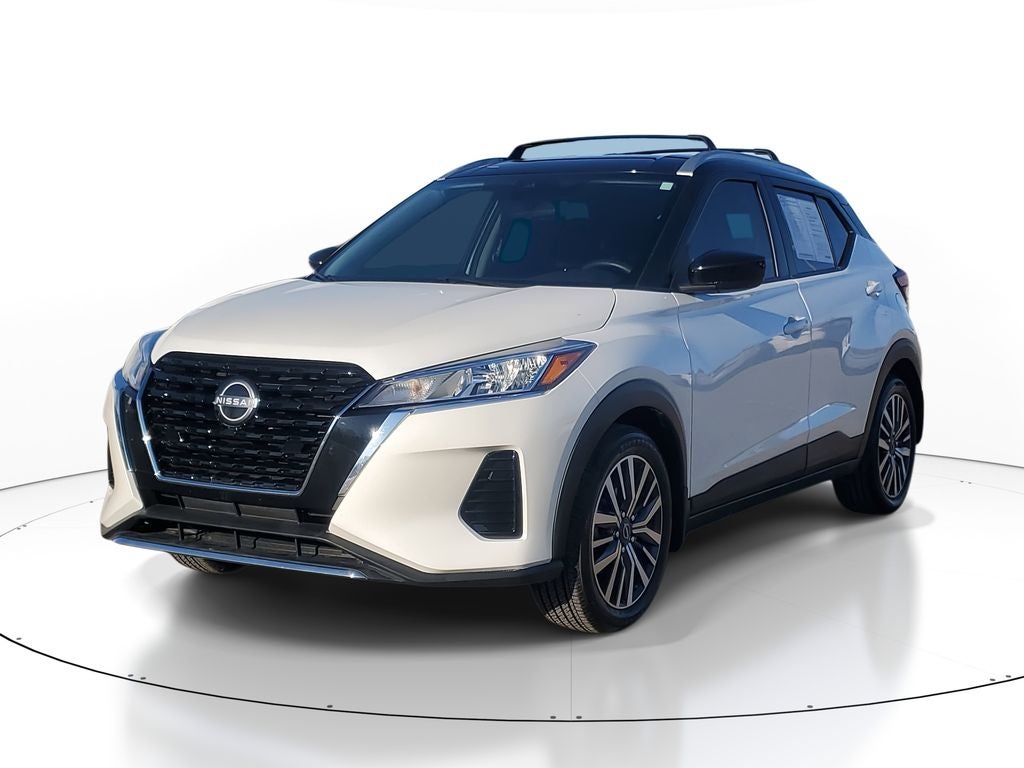 2022 Nissan Kicks SV