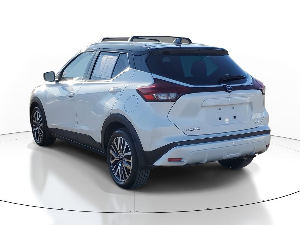 2022 Nissan Kicks SV