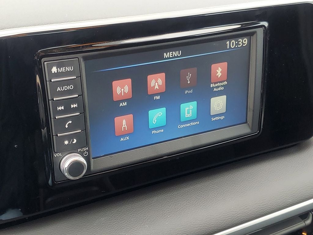 2025 Nissan Kicks S