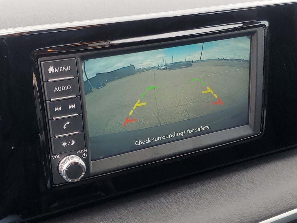 2025 Nissan Kicks S