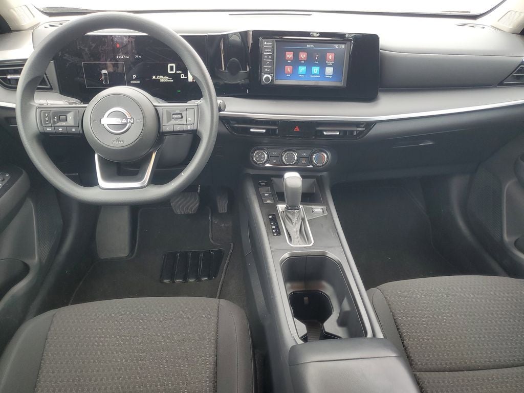 2025 Nissan Kicks S