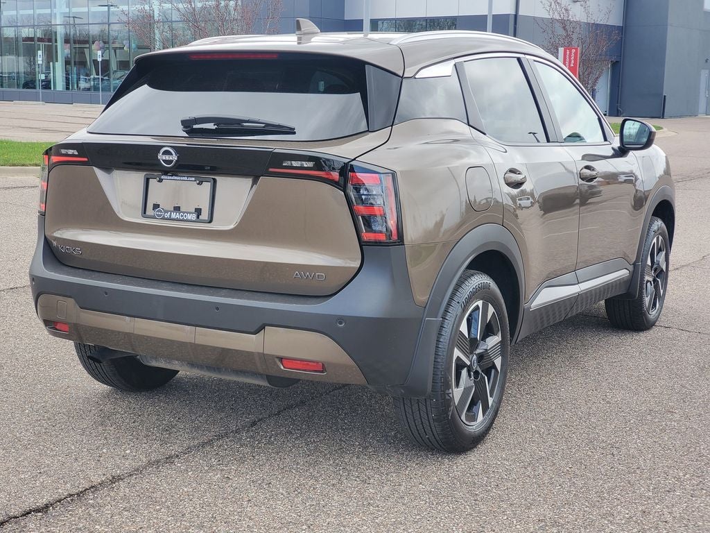 2025 Nissan Kicks SV