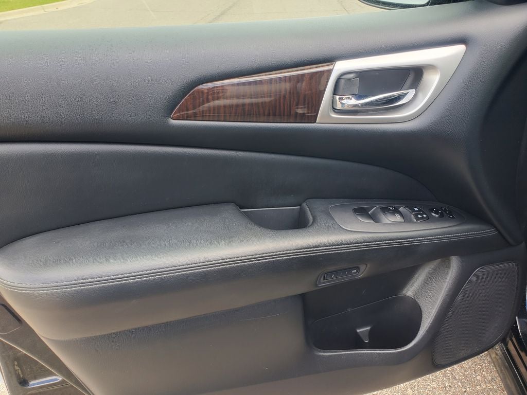 2013 Nissan Pathfinder SL