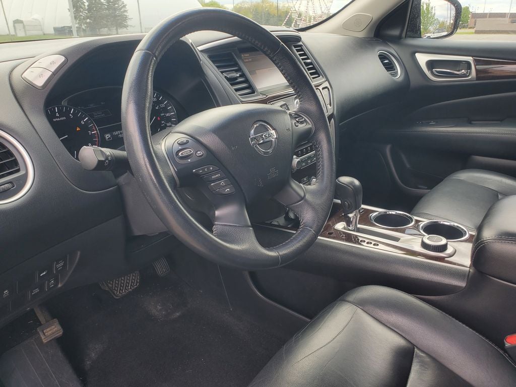2013 Nissan Pathfinder SL