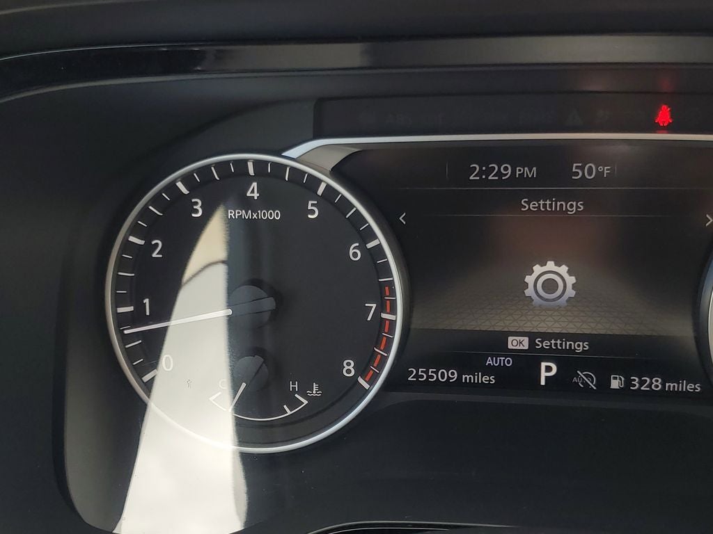 2024 Nissan Pathfinder SV