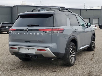 2025 Nissan Pathfinder Platinum