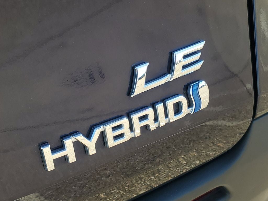 2023 Toyota Sienna LE