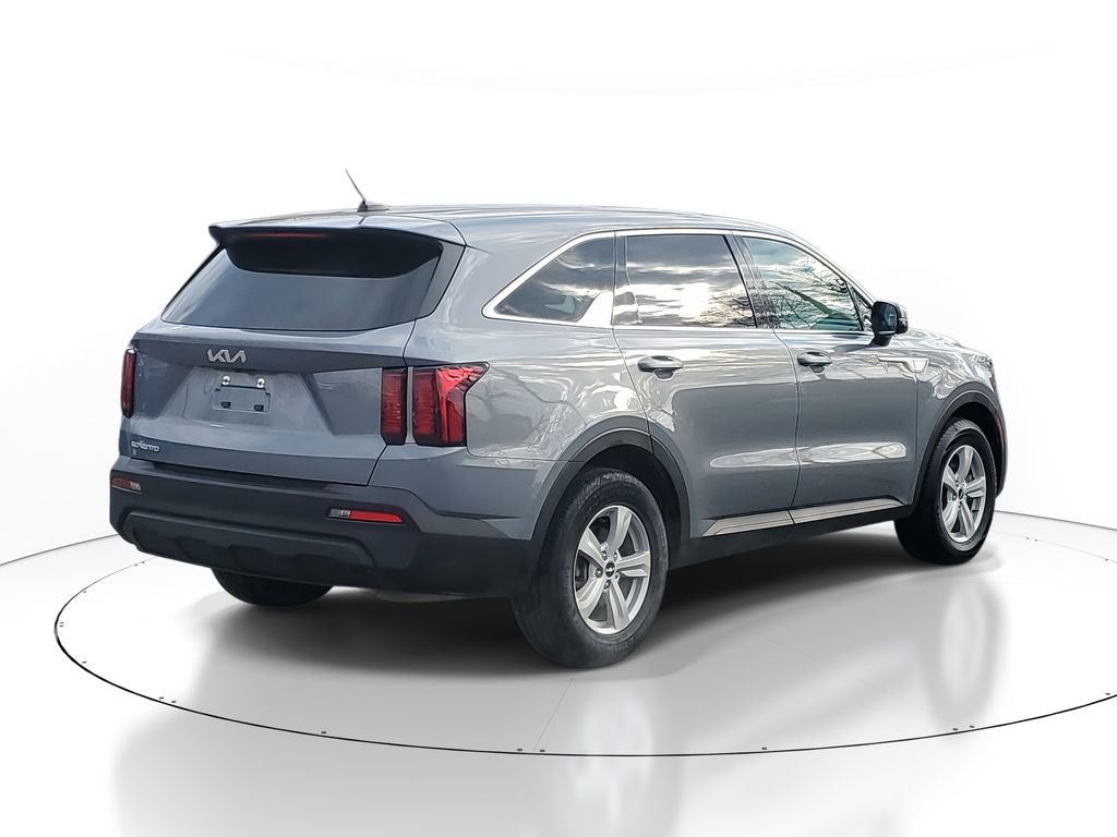 2023 Kia Sorento LX